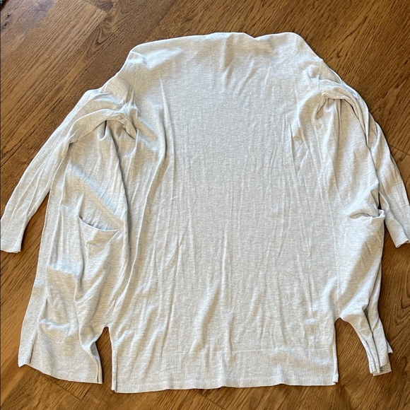 Old Navy Light Gray Open-Front Cardigan - Picture 3 of 3